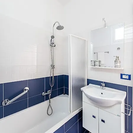 La Villariva 20 Con Vista Mare By Wonderful Italy Riva Ligure